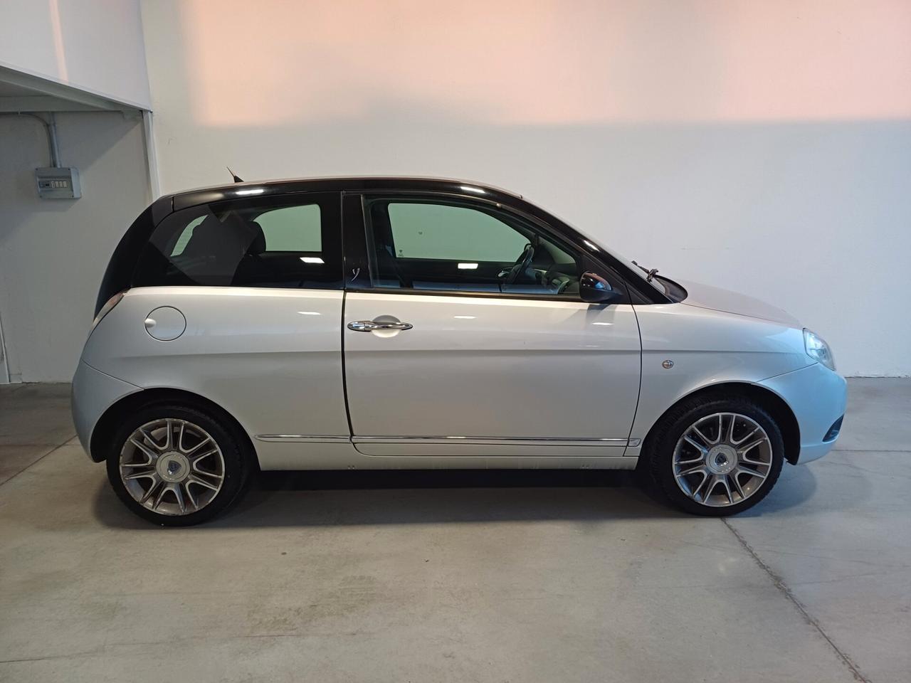 Lancia Ypsilon 1.3 MJT 90 CV 135milaKm