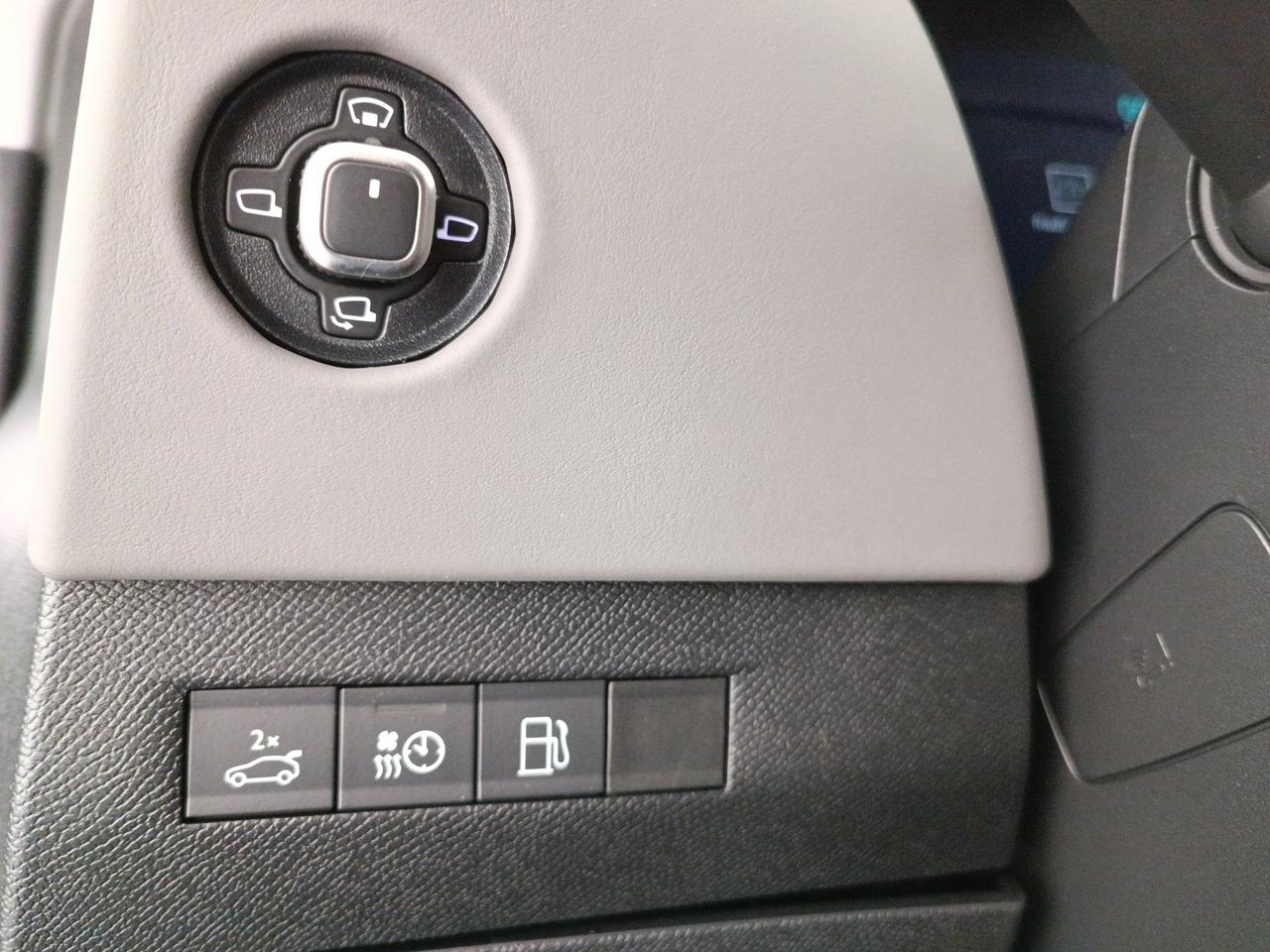 DS DS4 Esprit de Voyage E-TENSE 225cv
