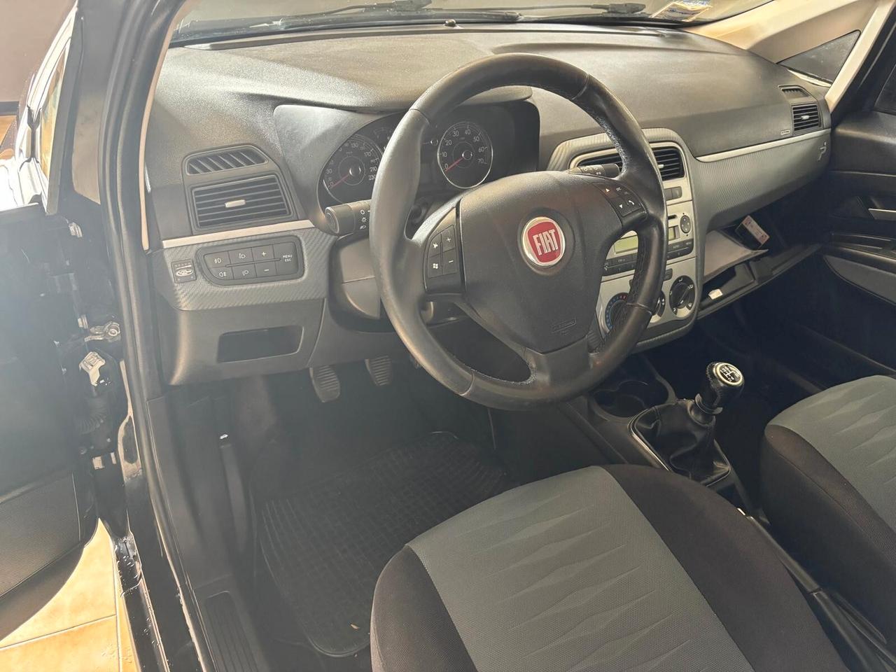 FIAT GRANDE PUNTO ANNO 2009 BZ GPL ADATTA NEOPATENTATI KM 190 MILA