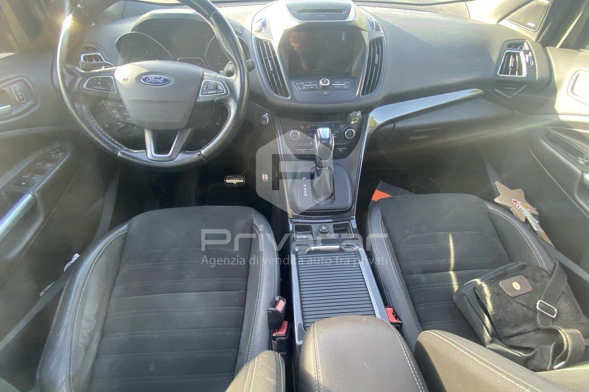 FORD Kuga 2.0 TDCI 150 CV S&S 4WD Powershift ST-Line