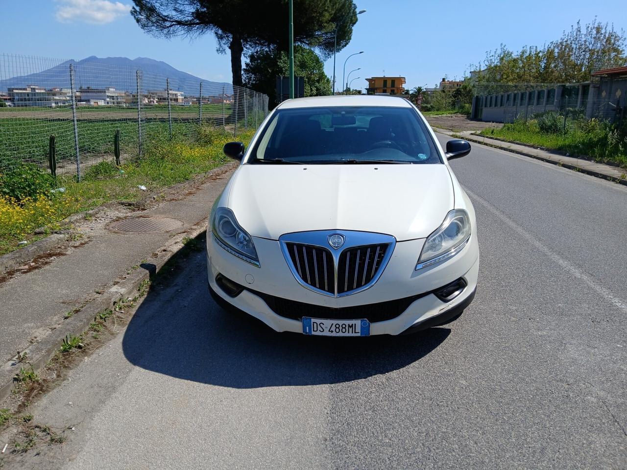Lancia Delta 1.6 MJT 120cv perfette condizioni