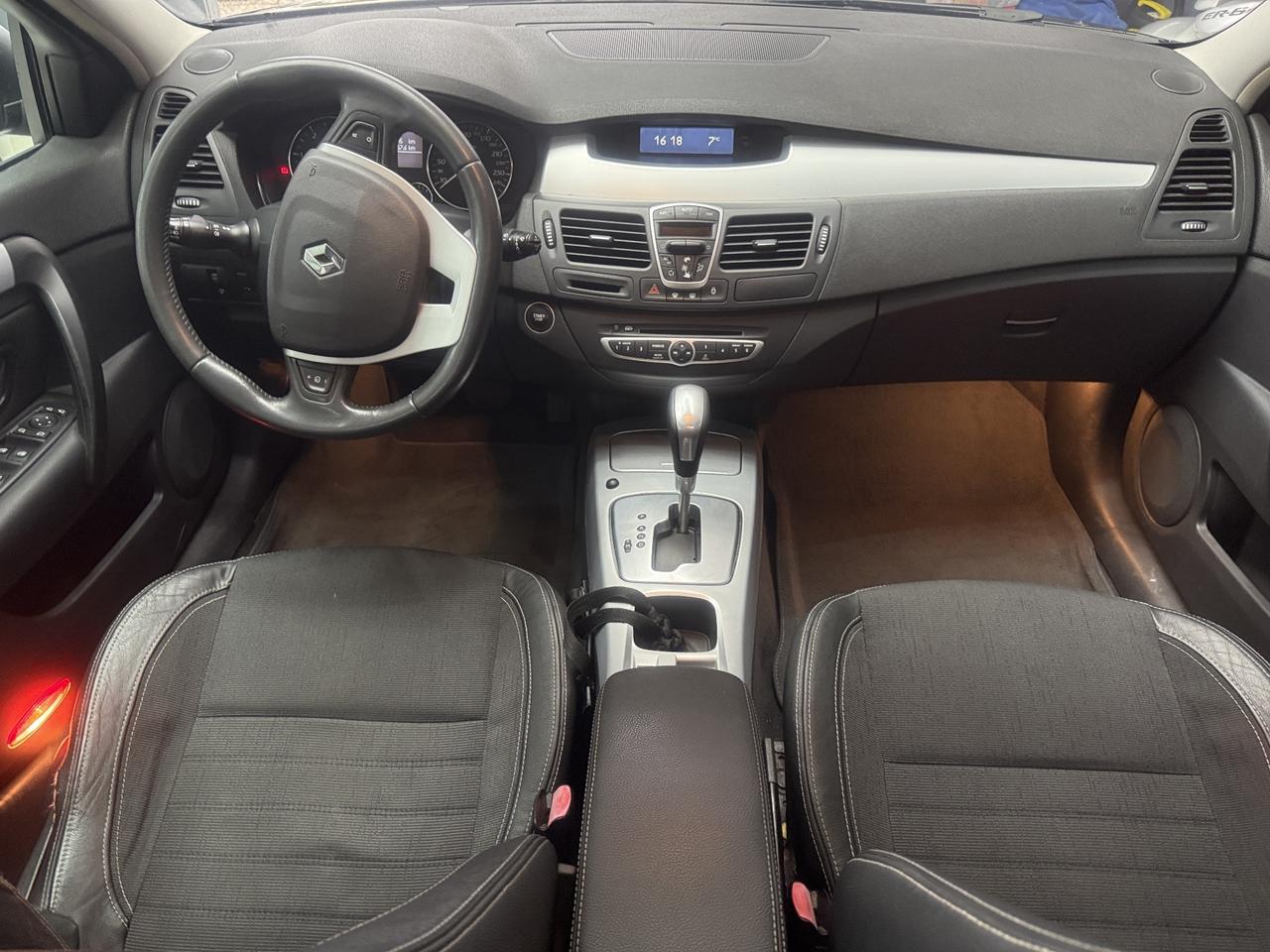 Renault Laguna 2.0 dCi 150CV SporTour Initiale