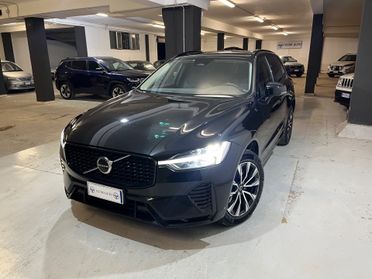 Volvo XC60 B4 (d) AWD automatico Ultimate Dark