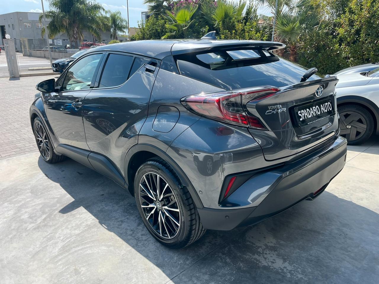 Toyota C-HR 1.8 Hybrid E-CVT Lounge