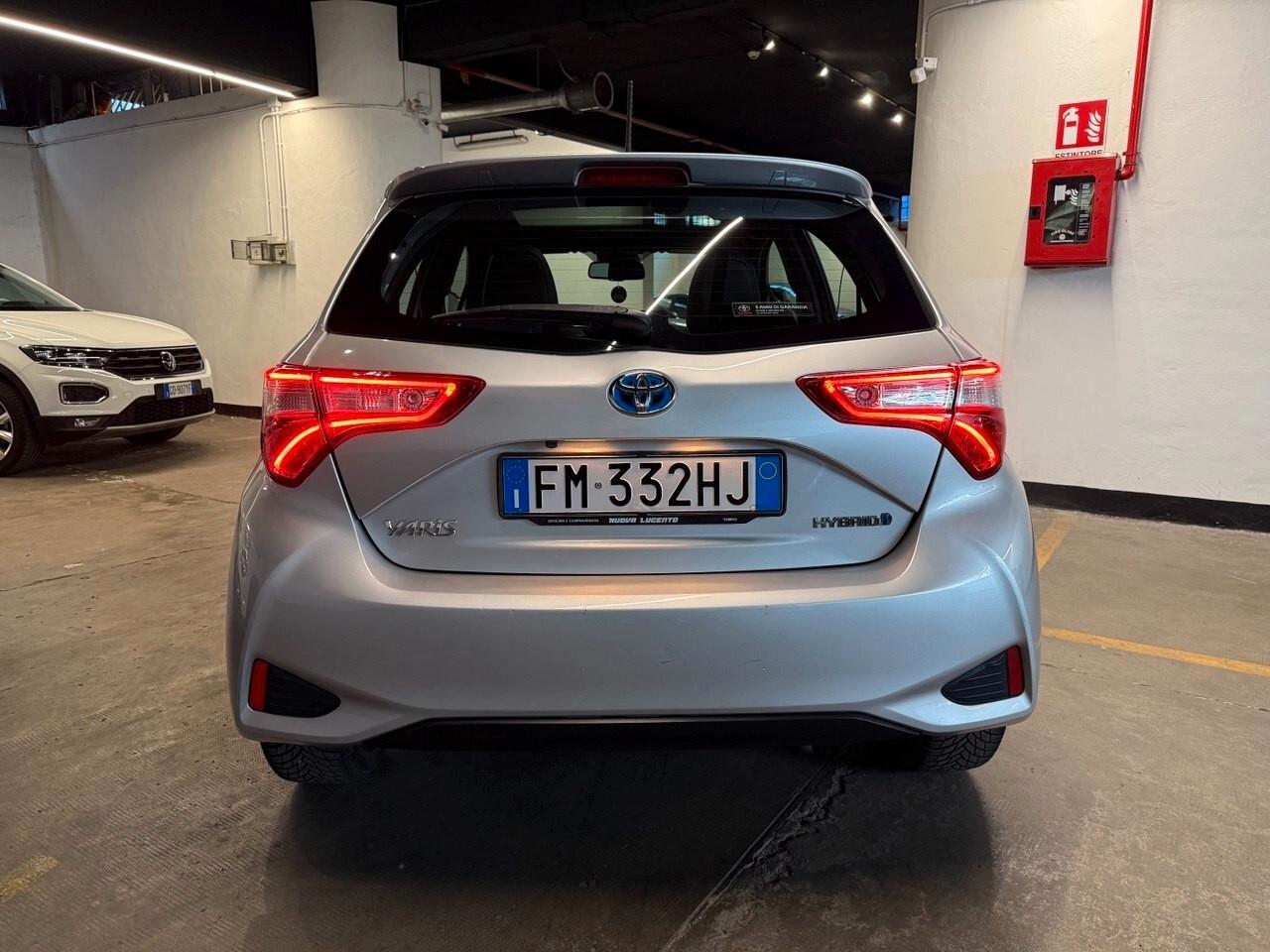 Toyota Yaris 1.5 Hybrid Style TETTO PANORAMICO