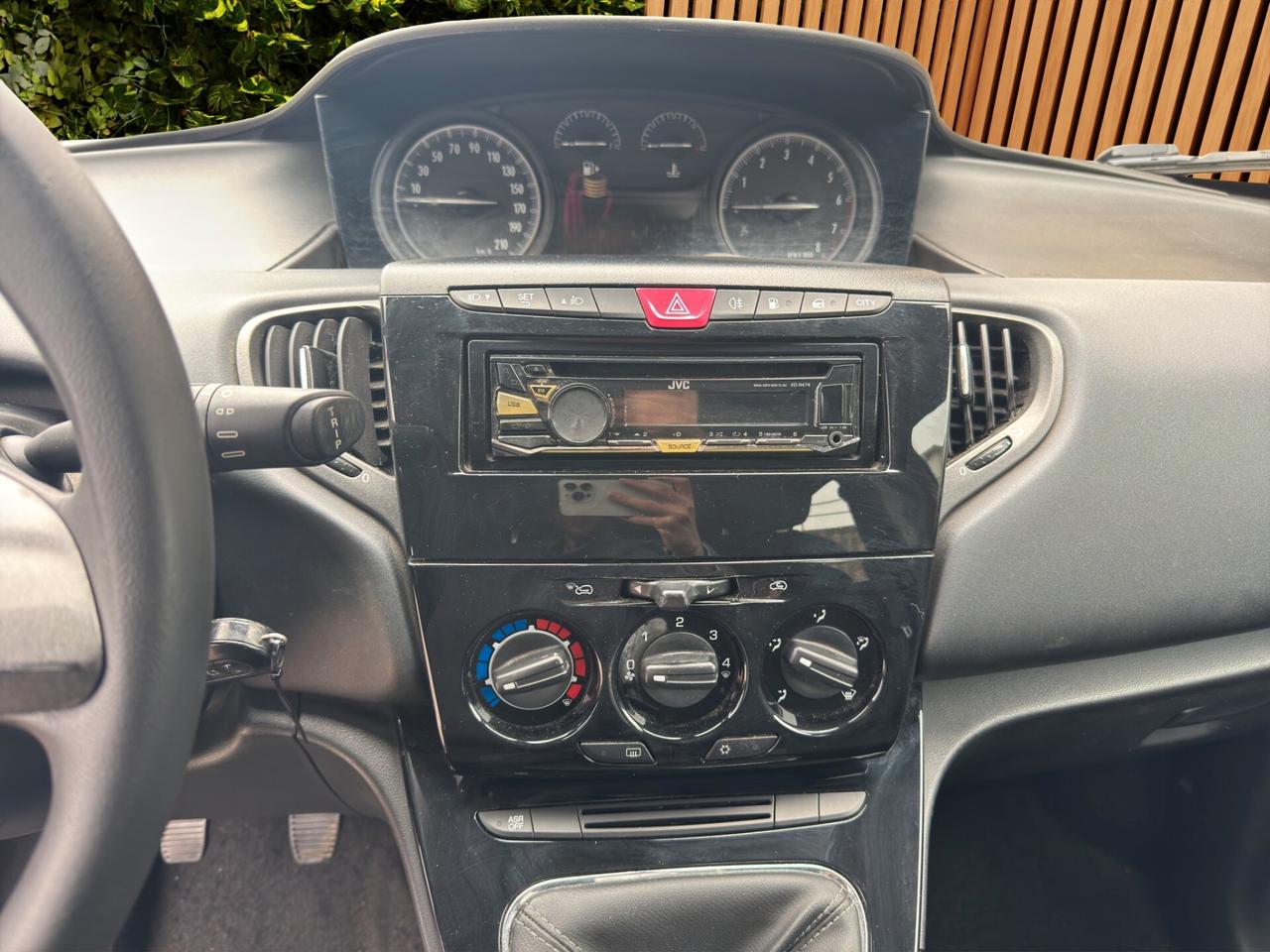 Lancia Ypsilon 1.2 69 CV 5 porte GPL Ecochic Unyca