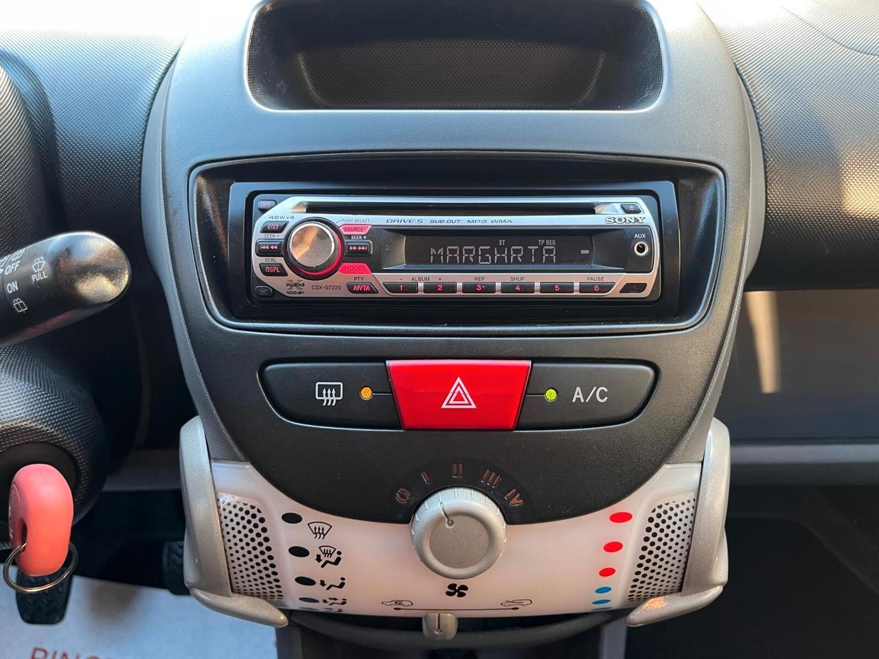 Toyota Aygo 1.0 VVT-i 68CV 5 porte Now 67.000KM