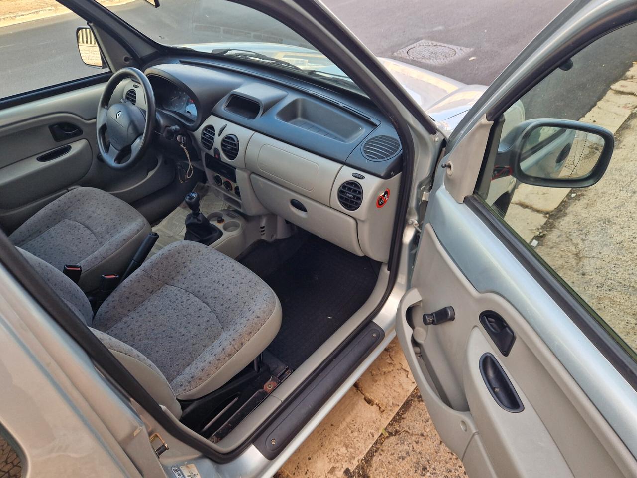 Renault Kangoo 1.2 4p. Km 131000