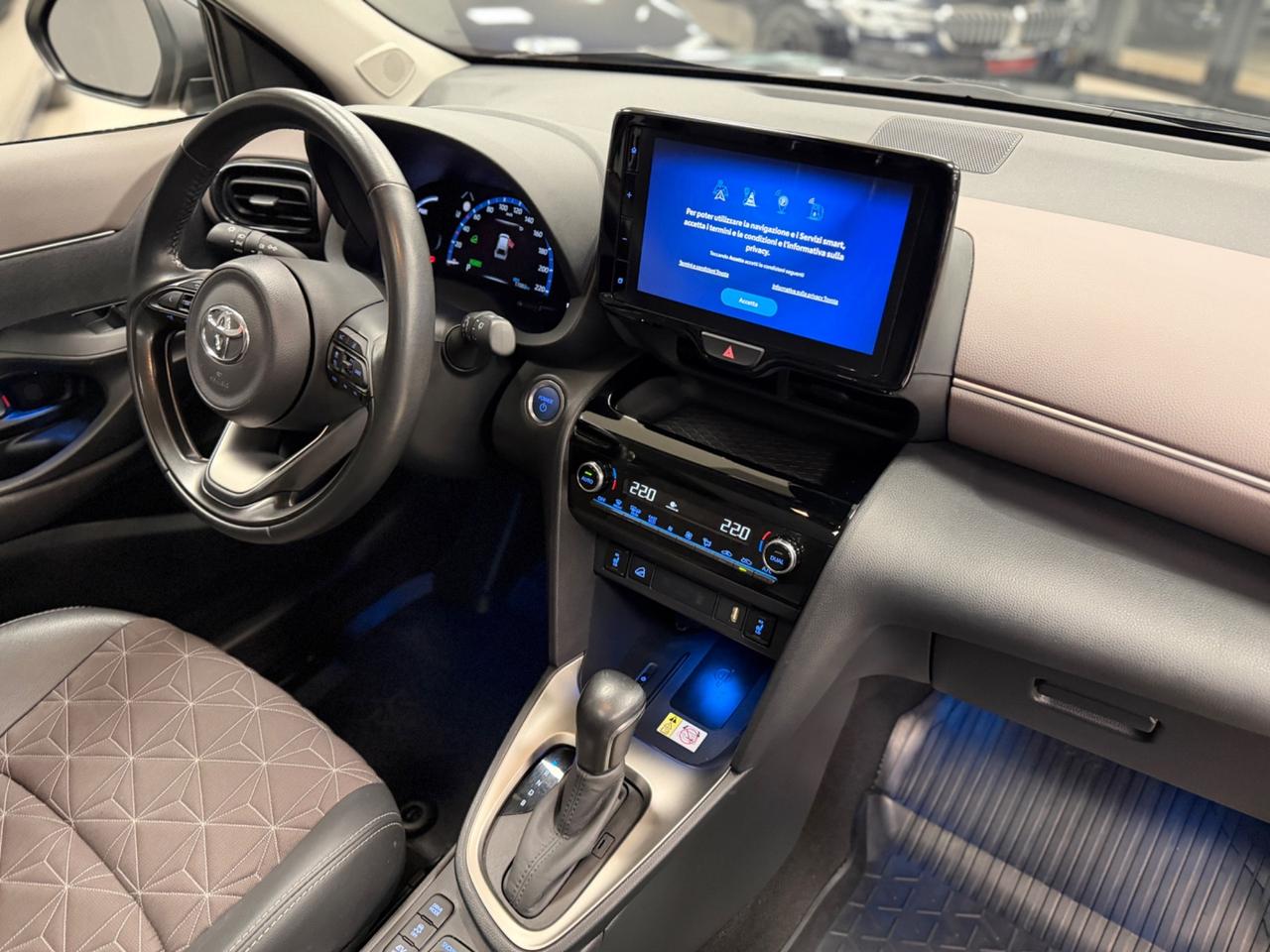 Toyota Yaris Cross 1.5 Hybrid 130 CV 5p. E-CVT AWD-i Lounge Full Optional