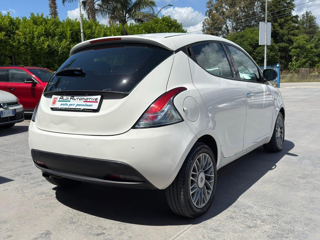 Lancia Ypsilon 1.3 MJT 16V 95 CV 5 porte S&S Platinum
