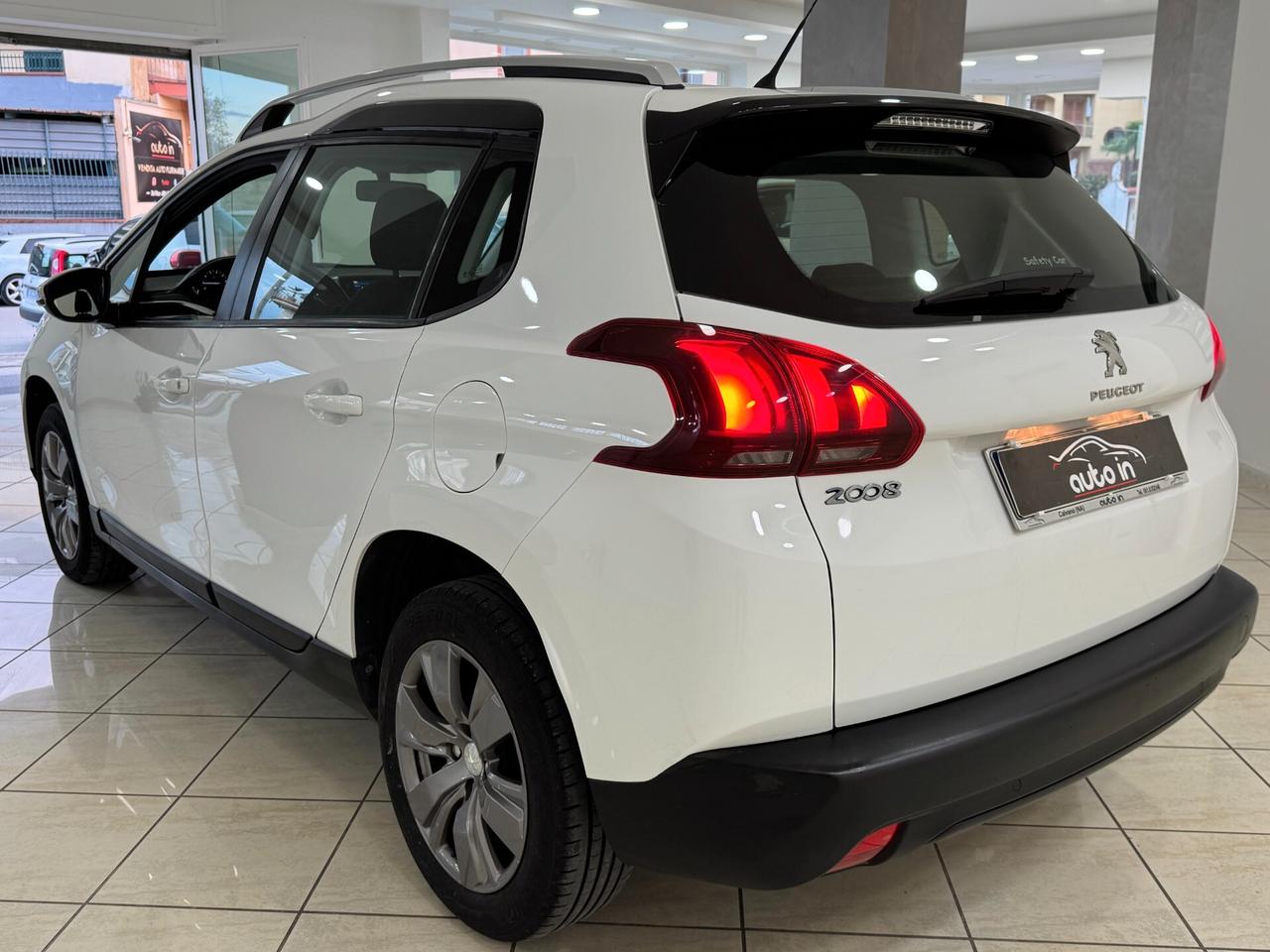 Peugeot 2008 1.2 82 CV