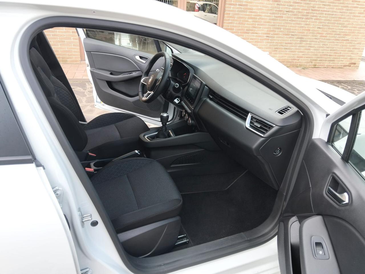Renault Clio TCe 100 CV 5 porte Business