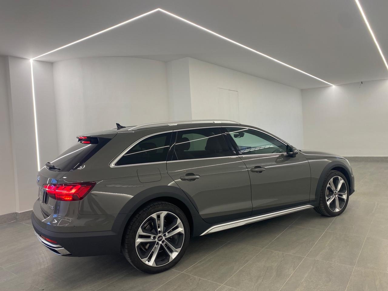 Audi A4 allroad A4 allroad 40 TDI 204 CV S tronic Identity Contrast