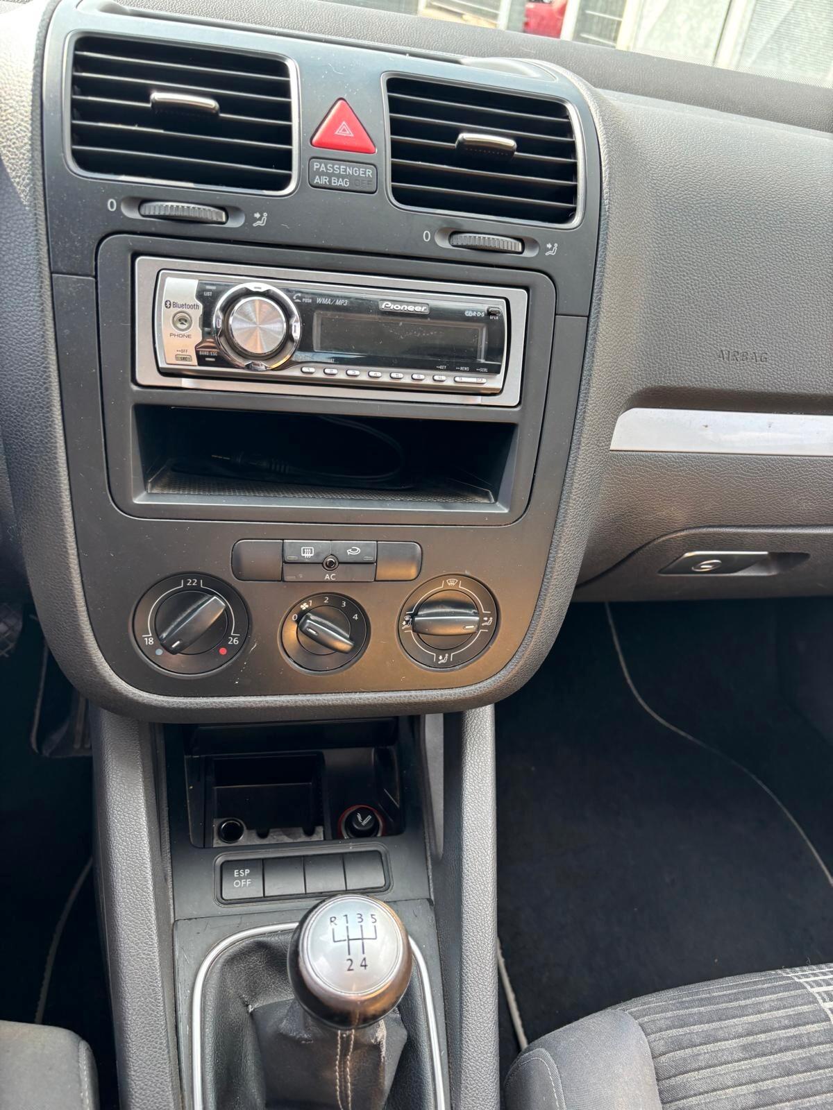 Volkswagen Golf 1.9 TDI DPF 5p. Comfortline SOLI 137595 KM UNICO PROPRIETARIO ADATTA AI NEOPATENTATI