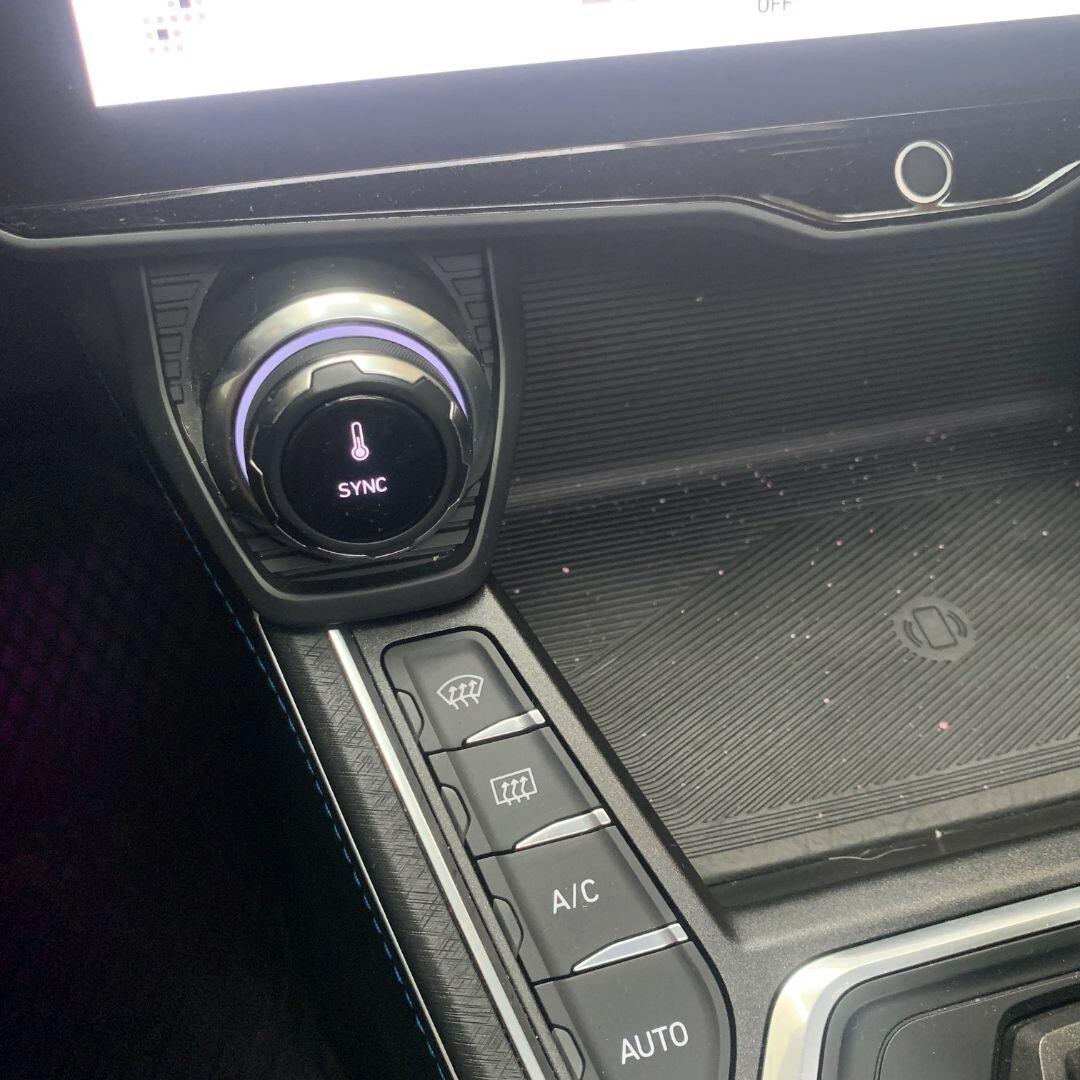Lynk&co 01 PHEV 2021 **full optional**