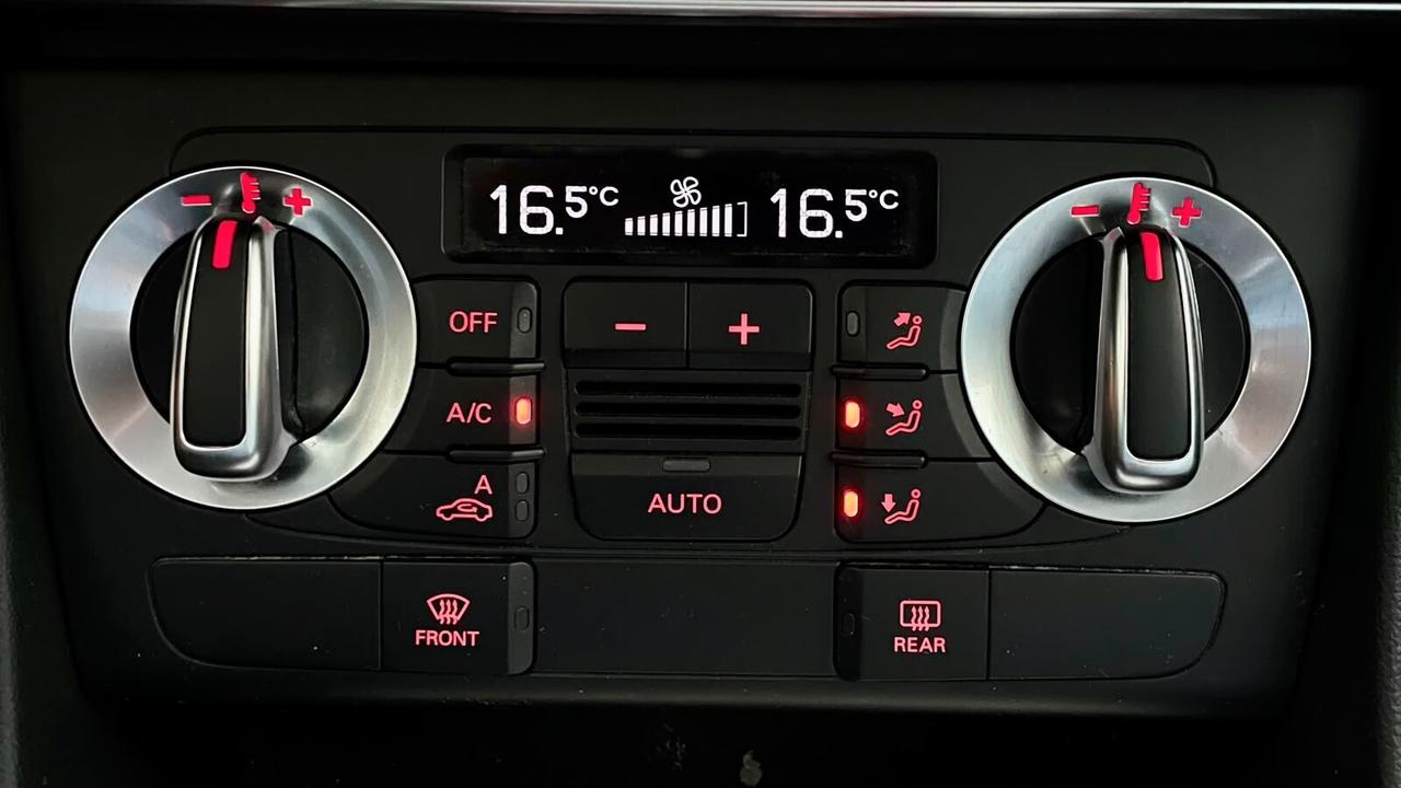 AUDI Q3 QUATTRO 2.0 BUSINESS PLUS S-TRONIC 177 CV - FULL LED