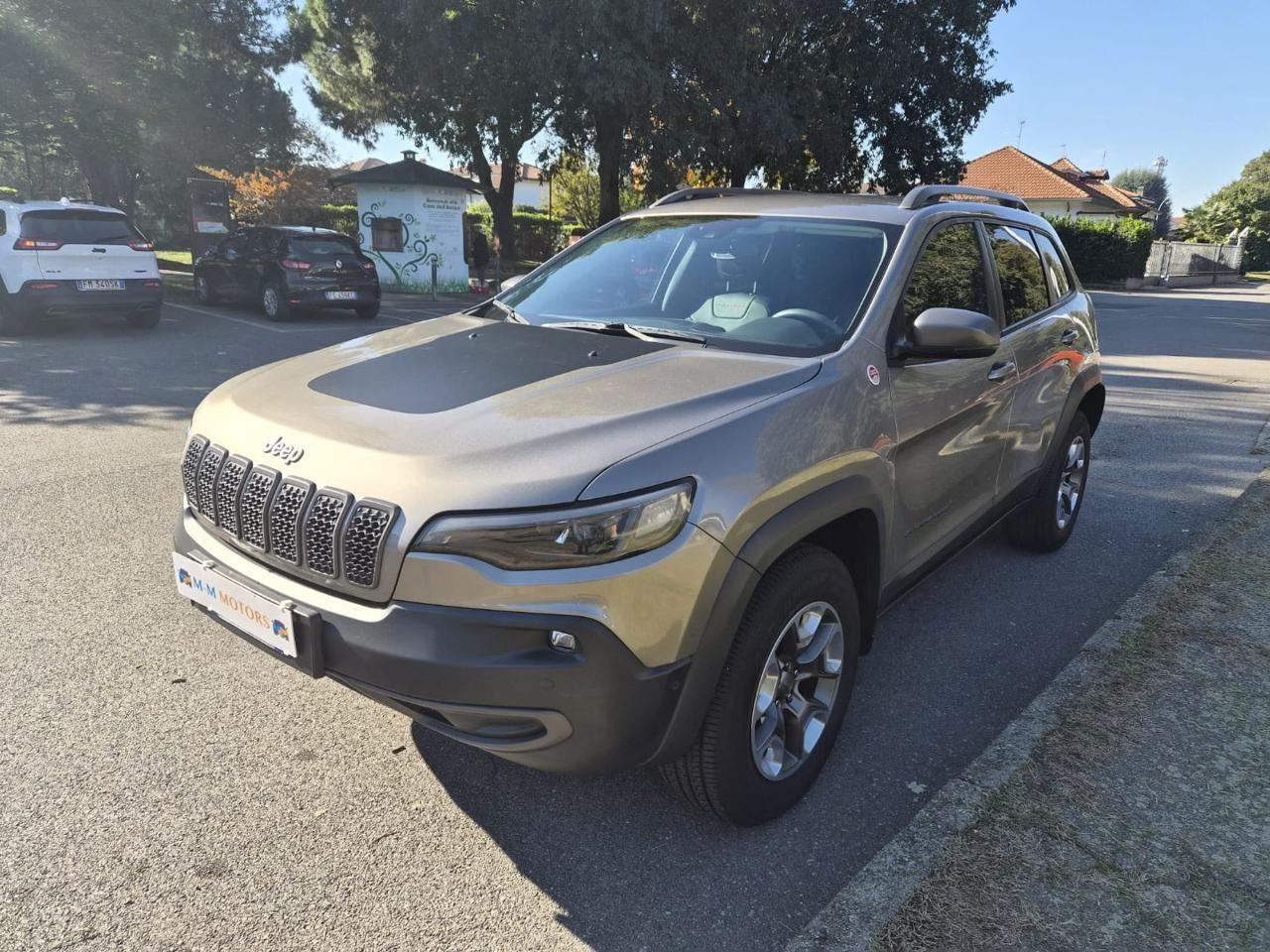 JEEP Cherokee trailhawk SOLO 19000 KM PARI AL NUOVO