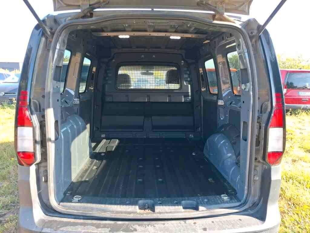 Volkswagen Caddy L1 2.0 TDI 122 CV 6 marce 4Motion GANCIO TRAINO DOPPIA PORTA SCORREVOLE + IVA