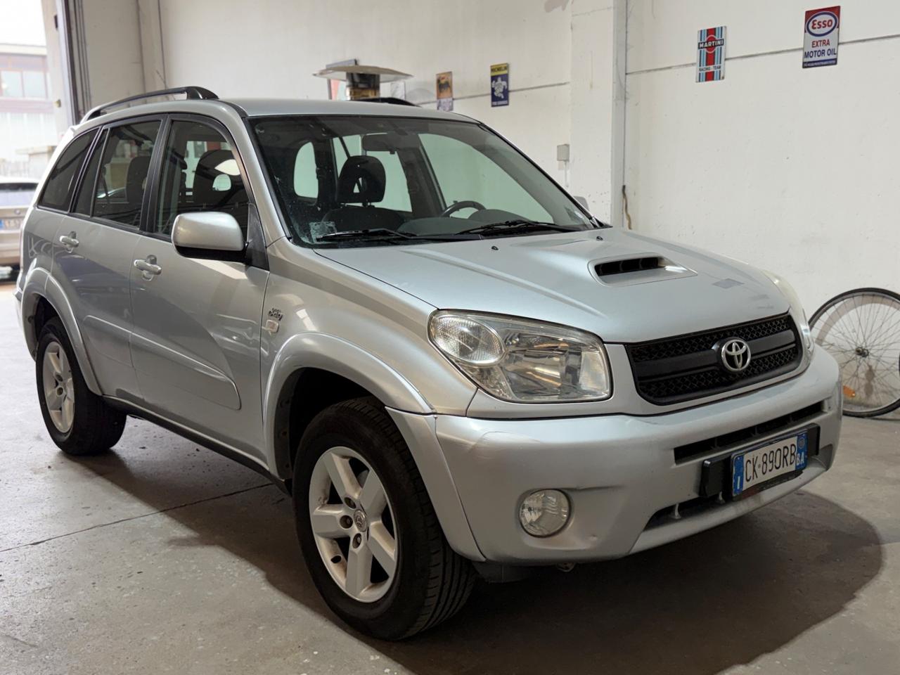Toyota RAV 4 RAV4 2.0 Tdi D-4D cat 5 porte Sol 4x4