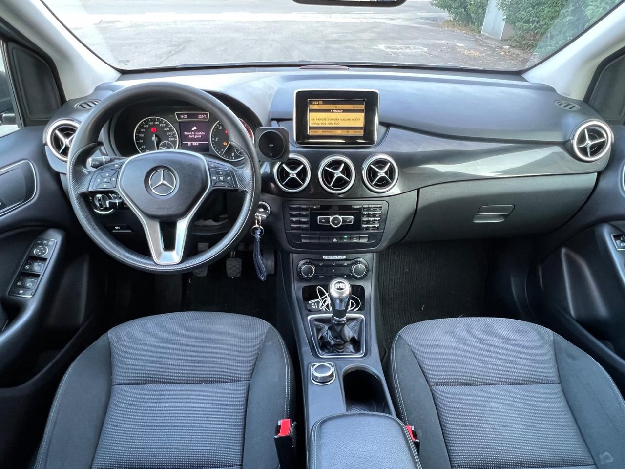 Mercedes-benz B 180 CDI BlueEFFICIENCY Executive