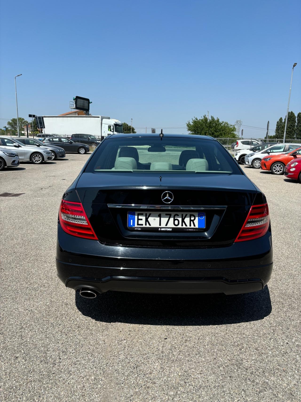 Mercedes-benz C 200 CDI Avantgarde AMG - 2011
