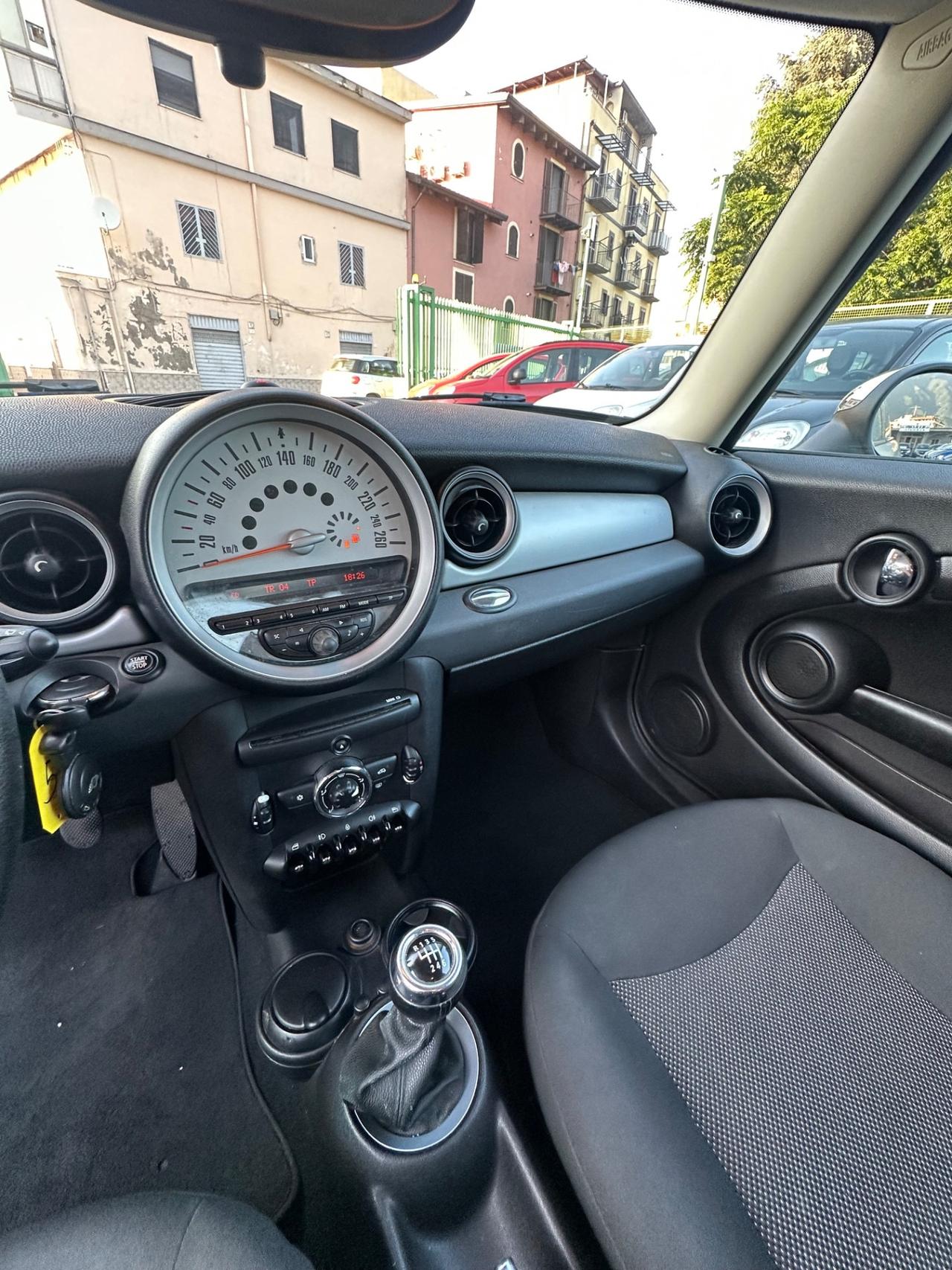 Mini Mini 1.6 16V One (55kW)