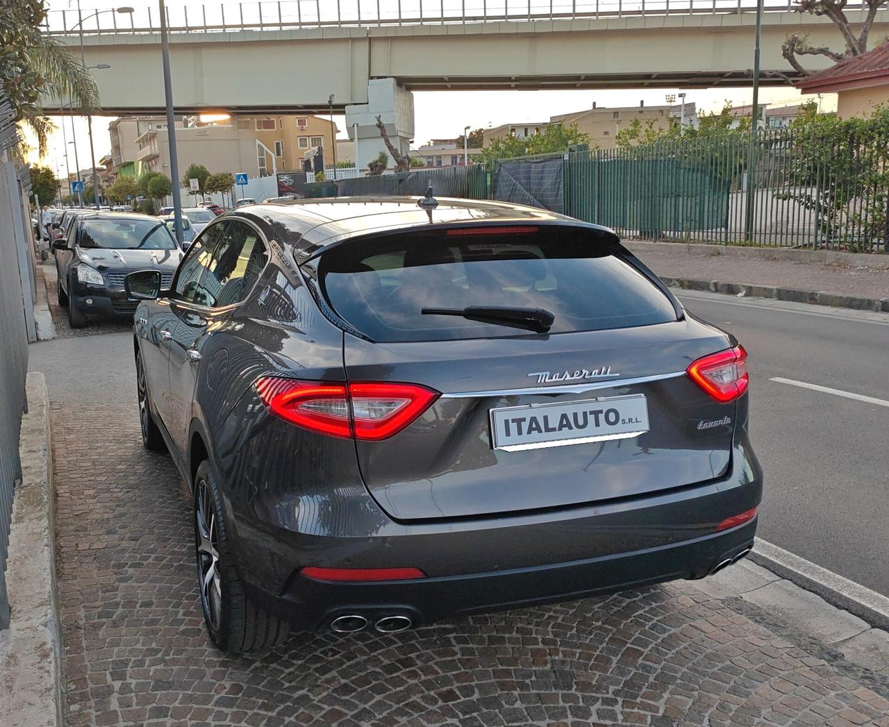 Maserati Levante 3.0 V6 250cv Diesel AWD