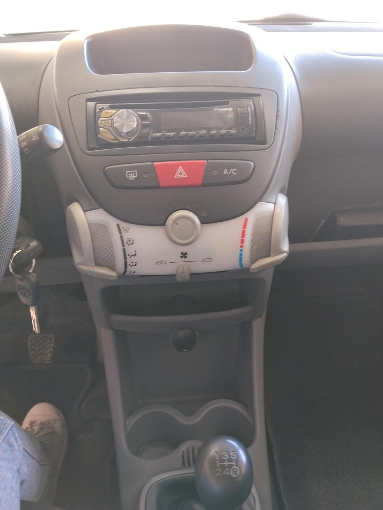 Toyota Aygo 1.0 benzina 2008 CON GARANZIA