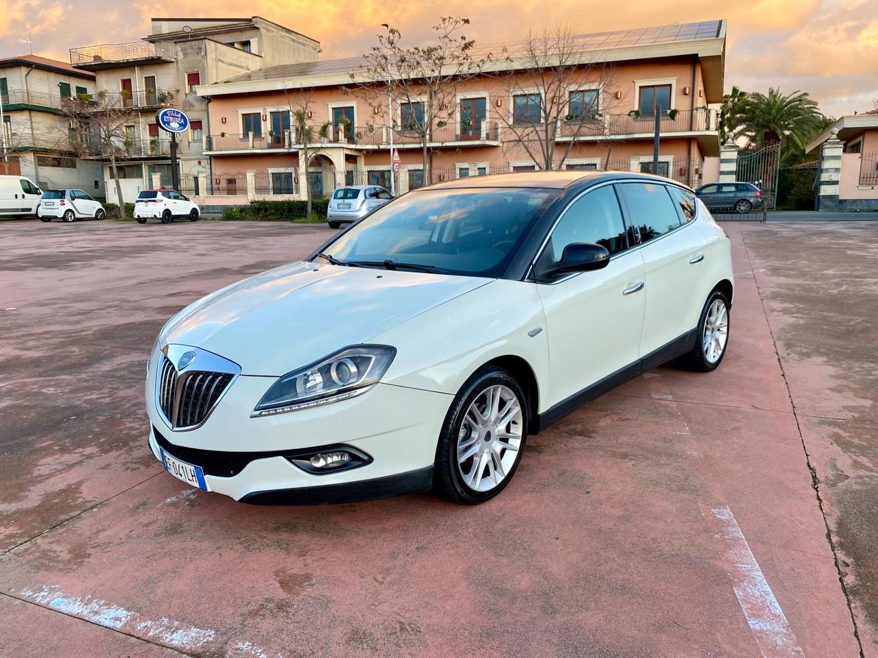 Lancia Delta 1.6 MJT 120cv Platino