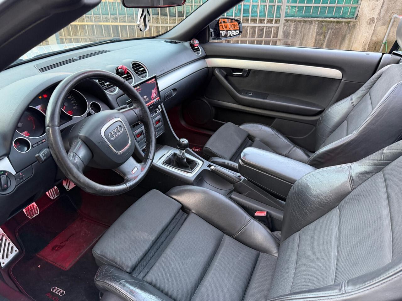 AUDI A4 S-LINE CABRIO 2.0 TDI 6MARCE MANUALE