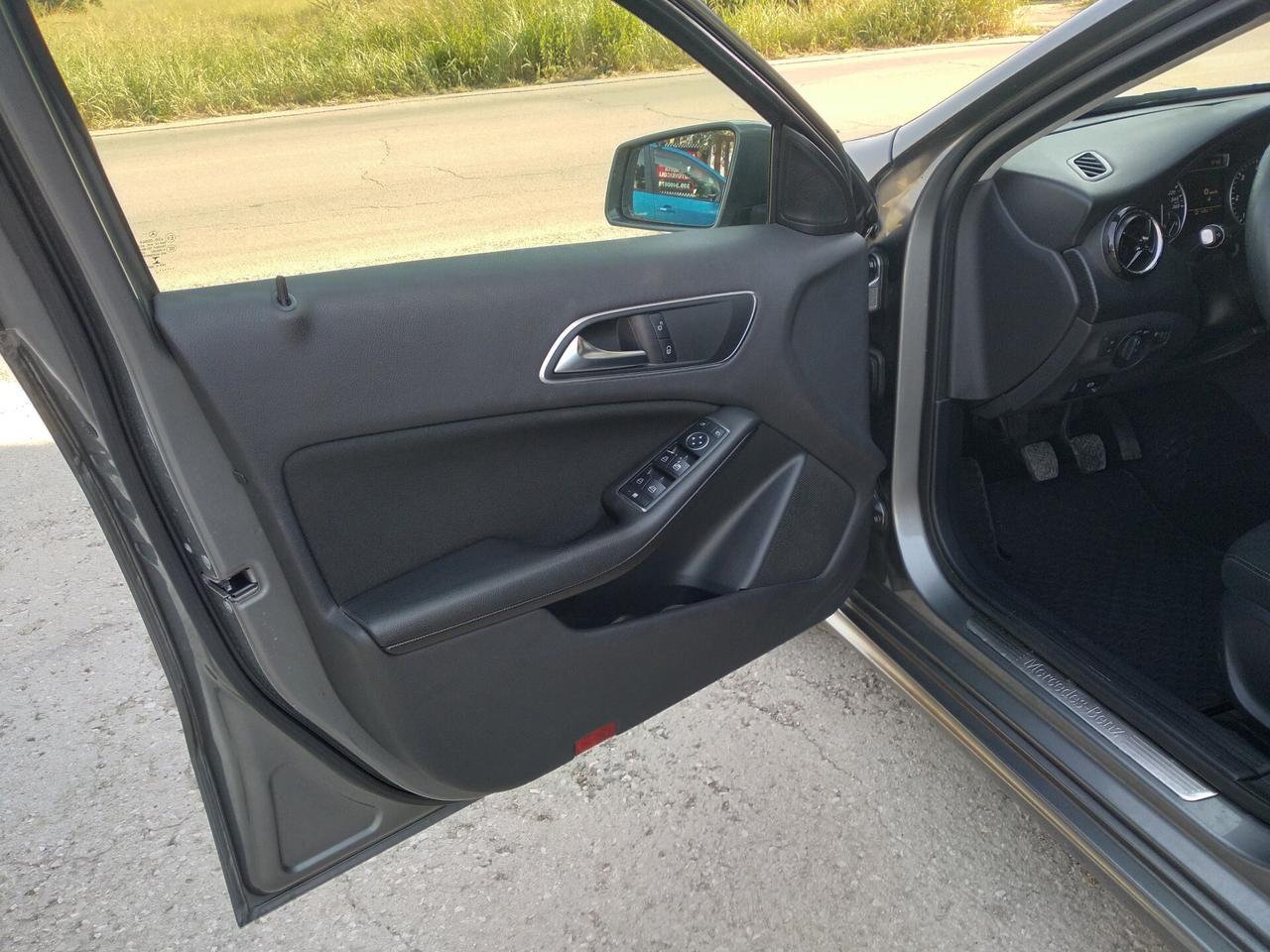 Mercedes-benz A 200 CDI BlueEFFICIENCY Executive