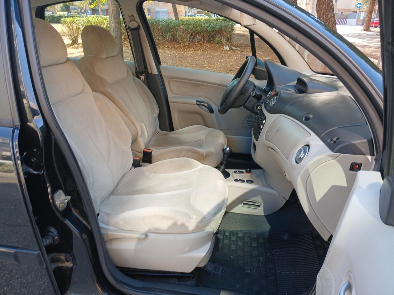 Citroen C3 1.4 HDi 70CV Exclusive