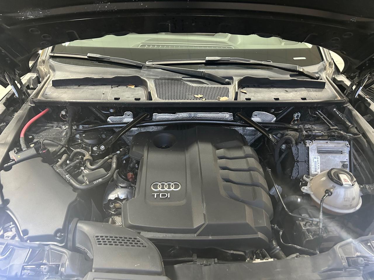 AUDI Q5 2.0 Tdi 190 cv “S-TRONIC/NAV/VIRTUAL”-2018