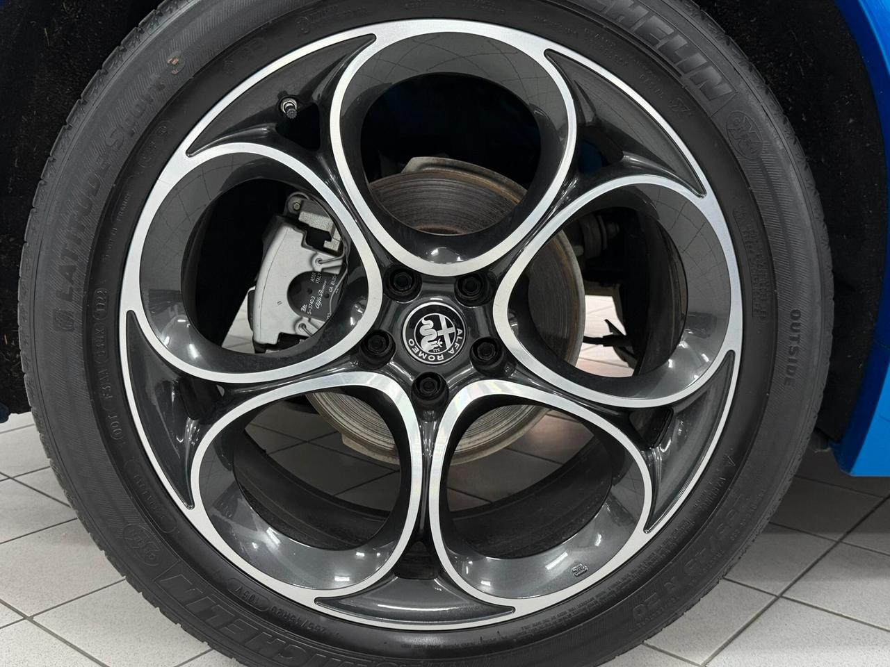 Stelvio 2.2 TD 210 CV VELOCE AT8 Q4 TAGLIANDATA