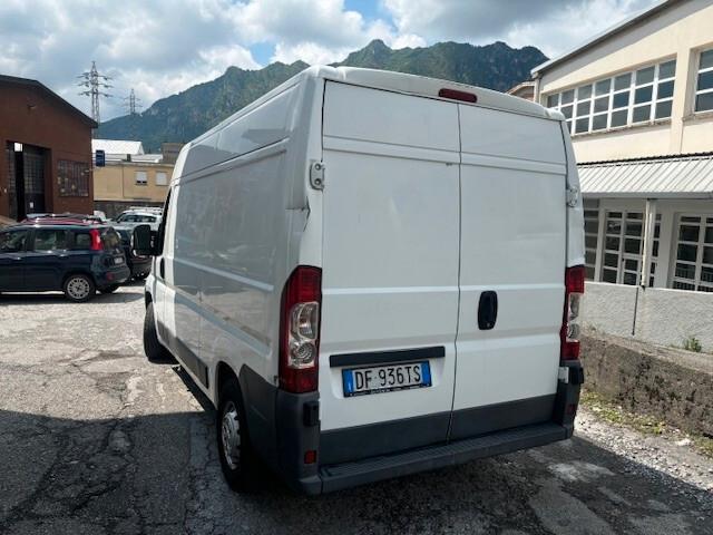 Peugeot Boxer 330 2.2 HDi/120CV PC-TN Furgone