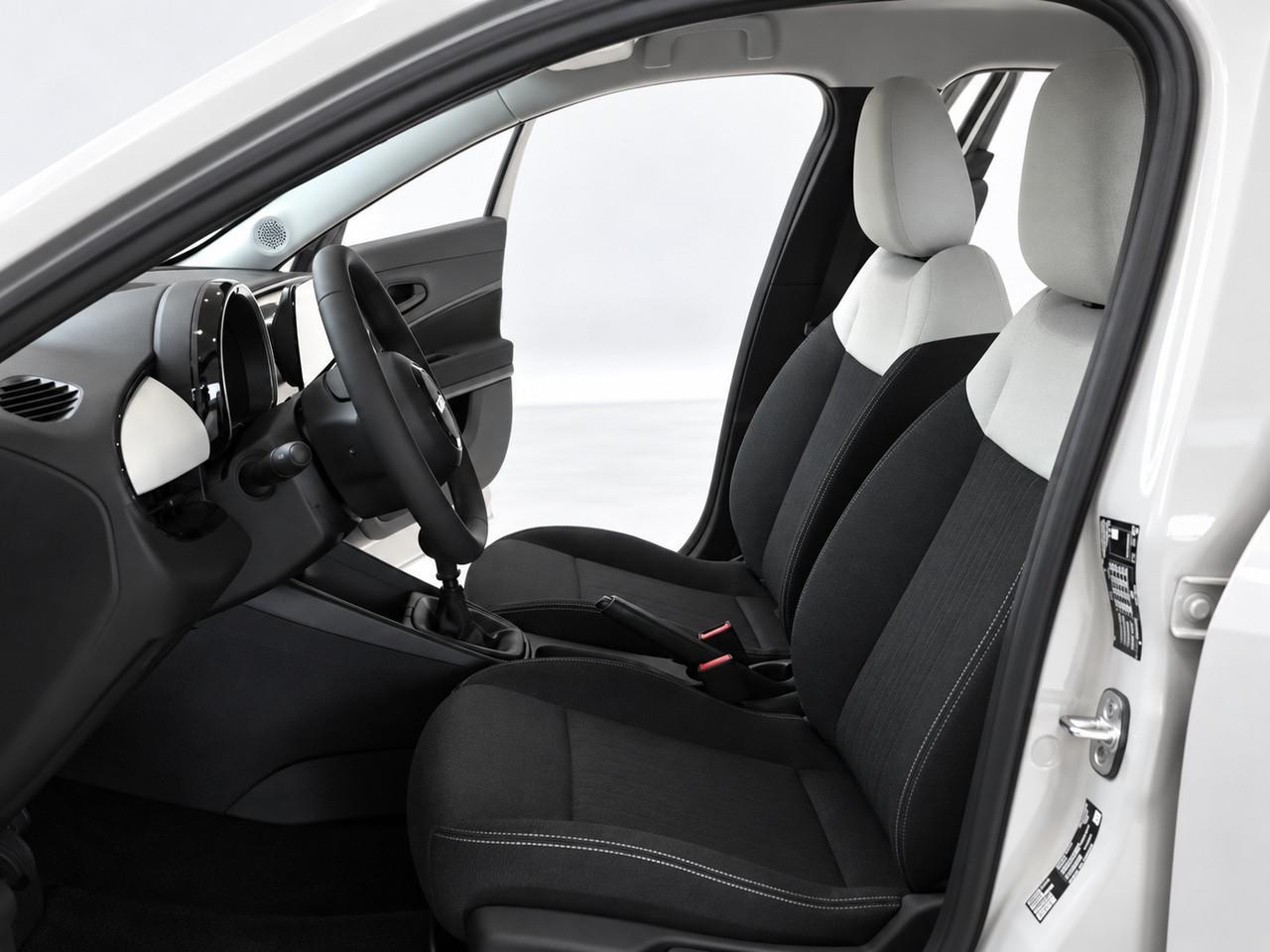 FIAT 600 IV 2023 - 600 1.2 hybrid Pop 145cv auto