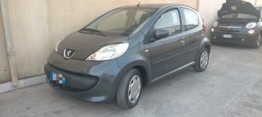 Peugeot 107 1.0 68CV 5p. Desir