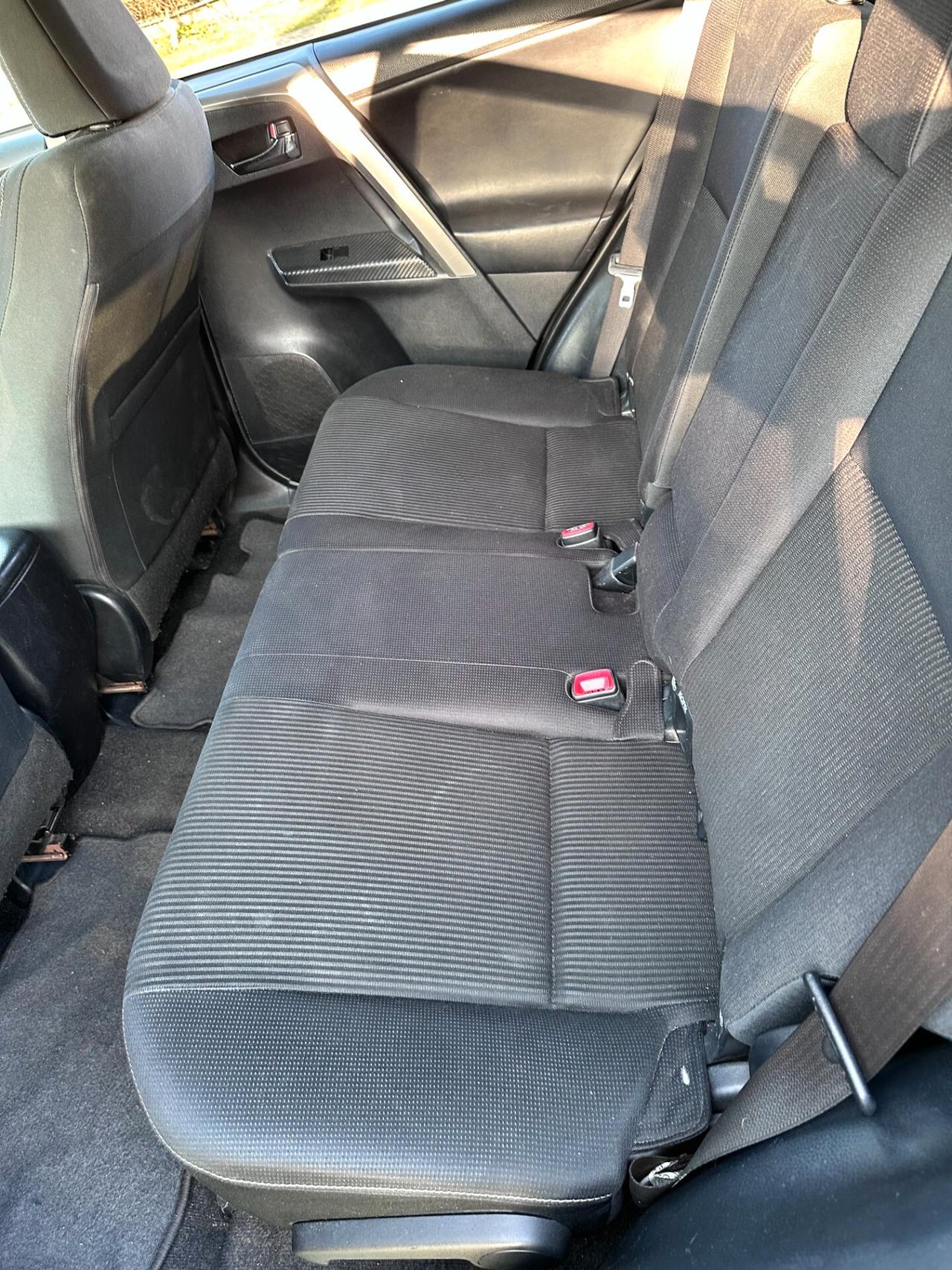 Toyota RAV 4 2.0 CDI AWD Lounge 20° ANNIVERSARY