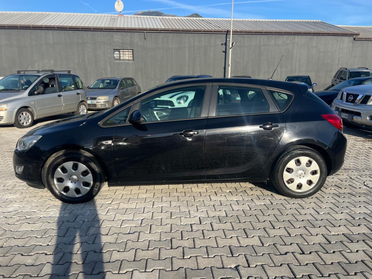 Opel Astra 1.4 100CV 5 porte Elective