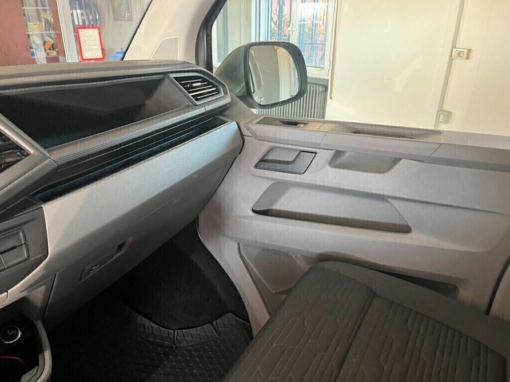 Volkswagen T6.1 Caravelle Comfortline 2.0 Tdi 150cv 9p