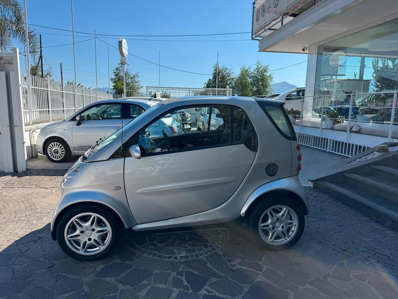 Smart 700 city-coupé pulse