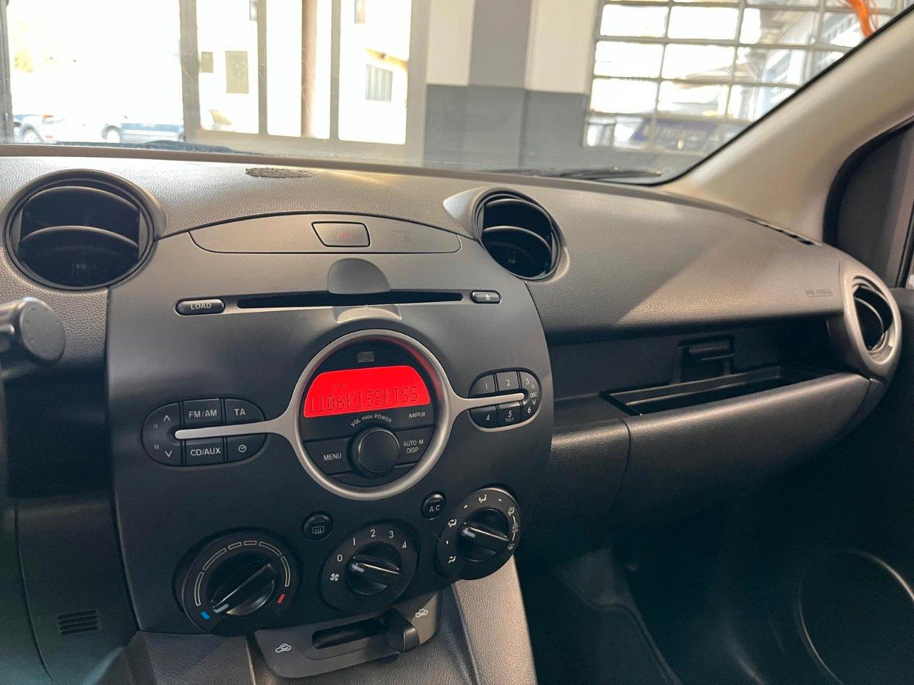 Mazda 2 3 Porte 2 3p 1.3 Play 75cv