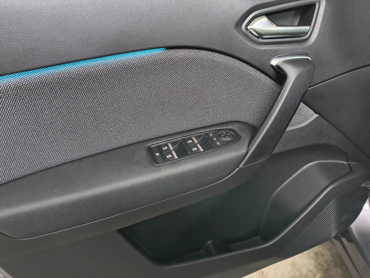 NUOVA RENAULT CAPTUR TUA A PARTIRE DA 24.400 EURO