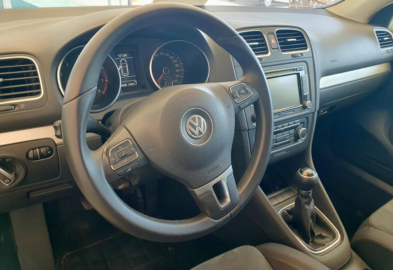 Volkswagen Golf 1.4 BENZ. - 2010 - KM. 164.000