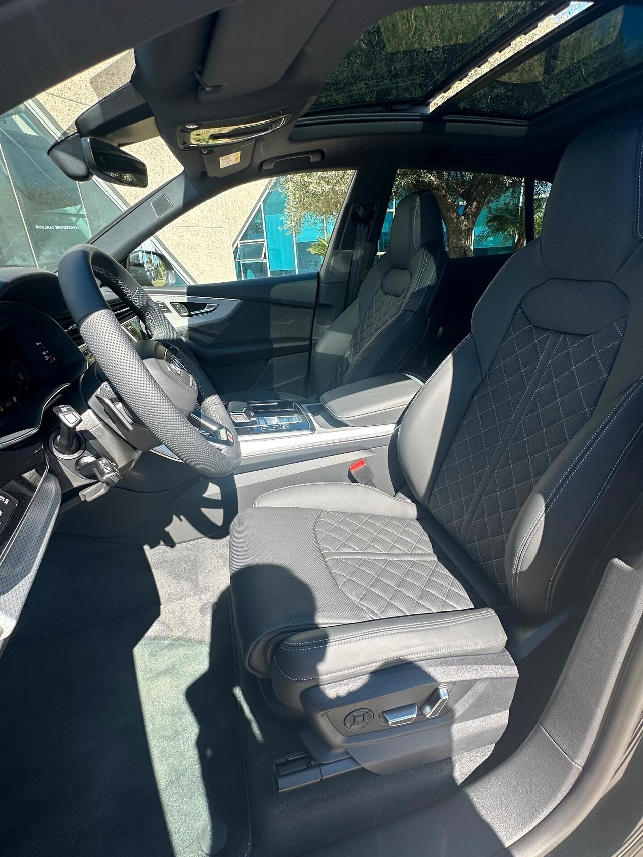 Audi Q8 SUV TDI quattro 286Cv tiptronic S line edition