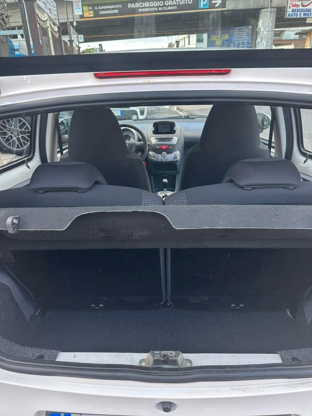 Toyota Aygo 1.0 12V VVT-i 5 porte Deep Ocean Connect