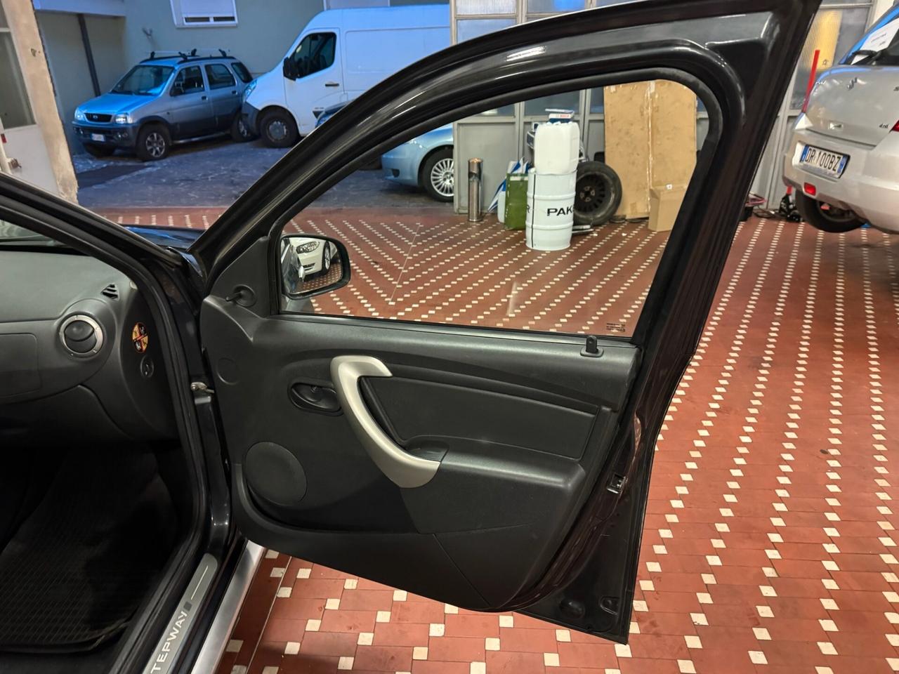 Dacia Sandero Stepway 1.6 8V GPL 85CV - UNICO PROPRIETARIO