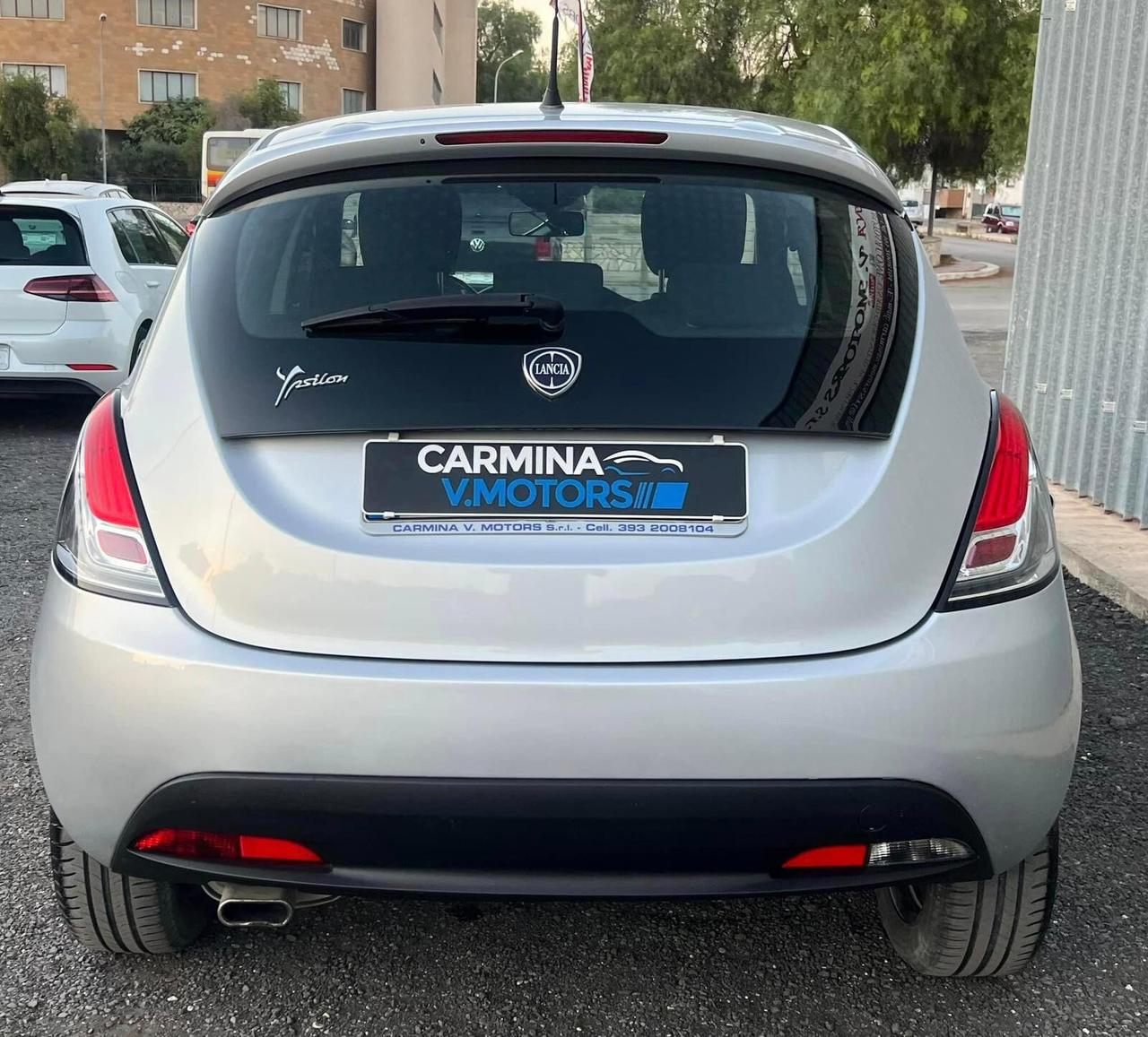 Lancia Ypsilon COMPRATA NUOVA