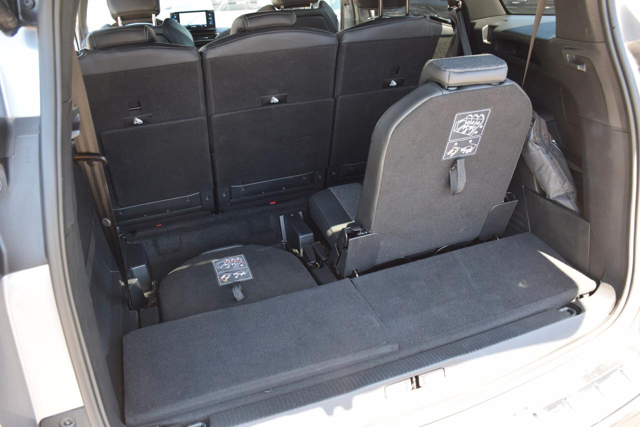 Peugeot 5008 7POSTI IVA DETR. 1.5HDi 130CV EAT8 FULL