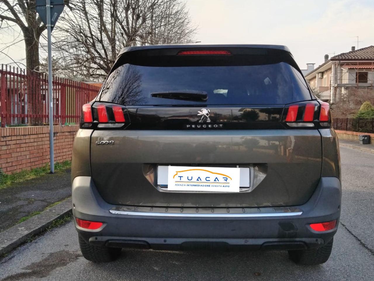 Peugeot 5008 Allure 1.6 Blue HDI 120